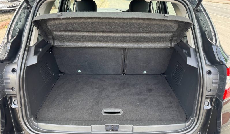 2016/16 Renault Captur 1.5 DCi (90) Dynamique NAV 5dr SUV full