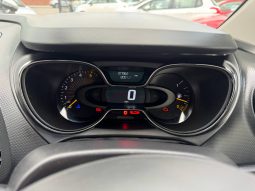 2016/16 Renault Captur 1.5 DCi (90) Dynamique NAV 5dr SUV full