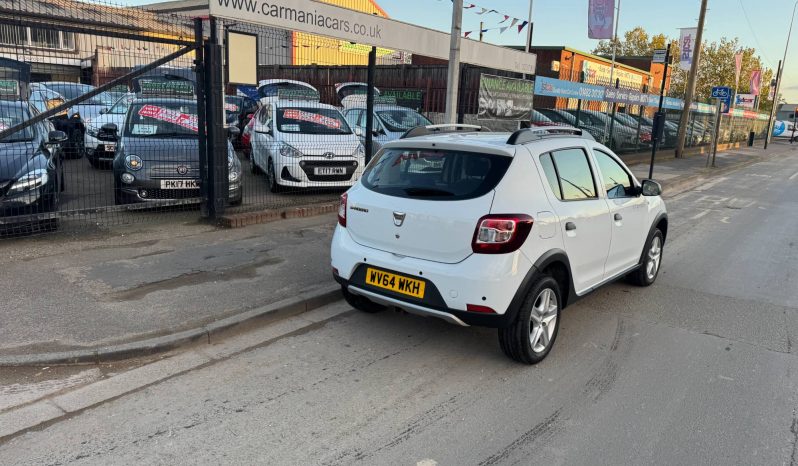 2014/64 Dacia Sandero Stepway 1.5 dCi Laureate 5dr SUV full