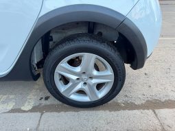 2014/64 Dacia Sandero Stepway 1.5 dCi Laureate 5dr SUV full