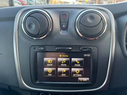 2014/64 Dacia Sandero Stepway 1.5 dCi Laureate 5dr SUV full