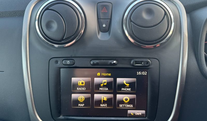 2014/64 Dacia Sandero Stepway 1.5 dCi Laureate 5dr SUV full