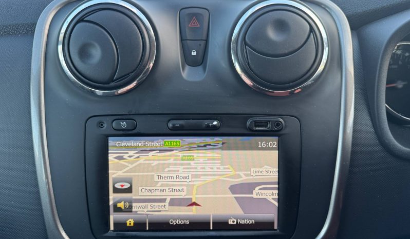 2014/64 Dacia Sandero Stepway 1.5 dCi Laureate 5dr SUV full