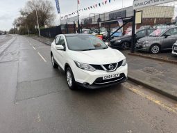 2014/64 Nissan Qashqai 1.5 dCi Acenta Premium 5dr SUV full