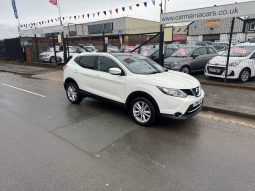 2014/64 Nissan Qashqai 1.5 dCi Acenta Premium 5dr SUV full