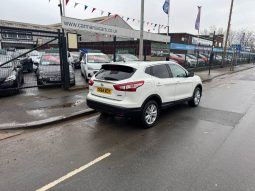 2014/64 Nissan Qashqai 1.5 dCi Acenta Premium 5dr SUV full