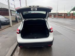 2014/64 Nissan Qashqai 1.5 dCi Acenta Premium 5dr SUV full