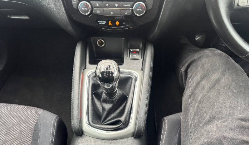 2014/64 Nissan Qashqai 1.5 dCi Acenta Premium 5dr SUV full