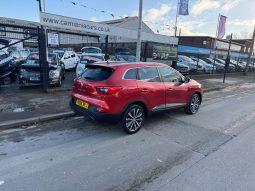 2015/65 Renault Kadjar 1.5 dCi Signature NAV 5dr SUV full