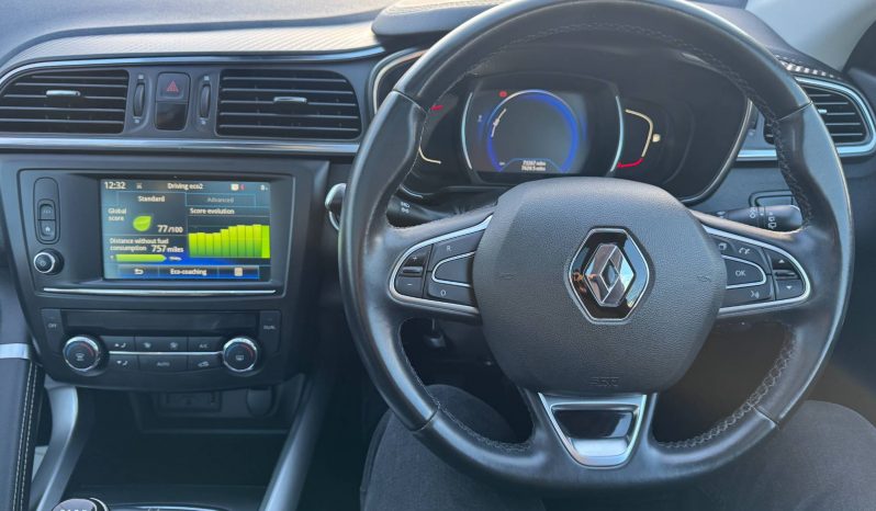 2015/65 Renault Kadjar 1.5 dCi Signature NAV 5dr SUV full