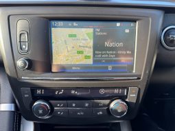 2015/65 Renault Kadjar 1.5 dCi Signature NAV 5dr SUV full