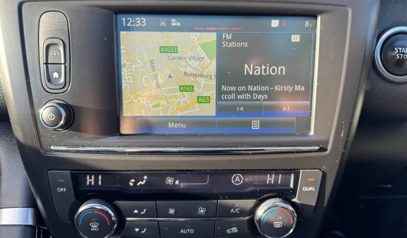 2015/65 Renault Kadjar 1.5 dCi Signature NAV 5dr SUV full