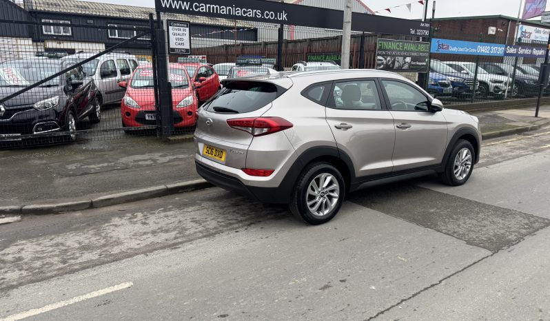 2016/16 Hyundai Tuscon 1.6 GDi Blue Drive SE Nav 5dr 2WD SUV full