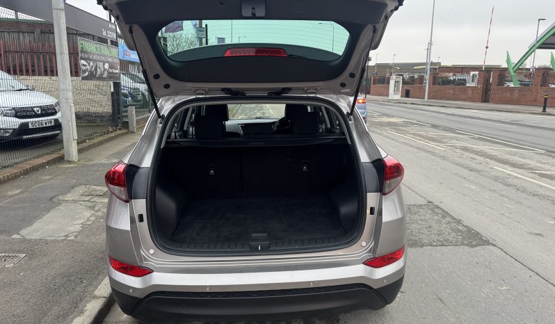 2016/16 Hyundai Tuscon 1.6 GDi Blue Drive SE Nav 5dr 2WD SUV full