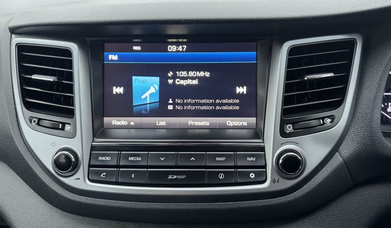 2016/16 Hyundai Tuscon 1.6 GDi Blue Drive SE Nav 5dr 2WD SUV full