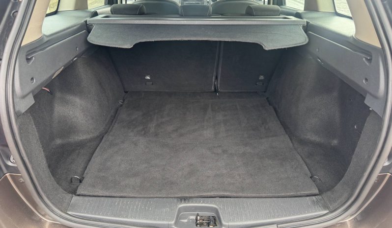 2018/18 Dacia Logan MCV 0.9 TCe Laureate 5dr Estate full