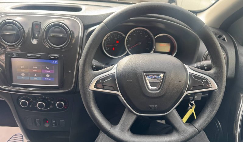 2018/18 Dacia Logan MCV 0.9 TCe Laureate 5dr Estate full