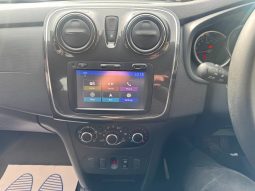 2018/18 Dacia Logan MCV 0.9 TCe Laureate 5dr Estate full