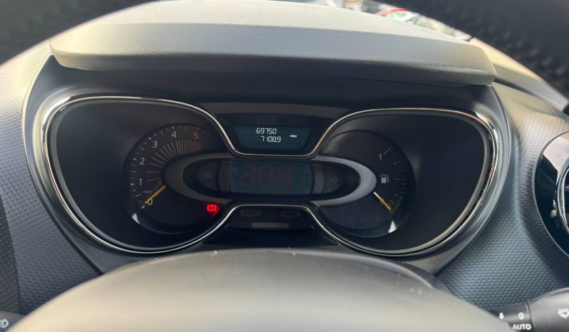 2015/15 Renault Captur 1.5 dCi (90) Dynamique S MediaNav Energy 5dr SUV full
