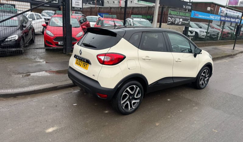 2013/63 Renault Captur 1.5 dCi (90) Dynamique S MediaNav Energy 5dr SUV full