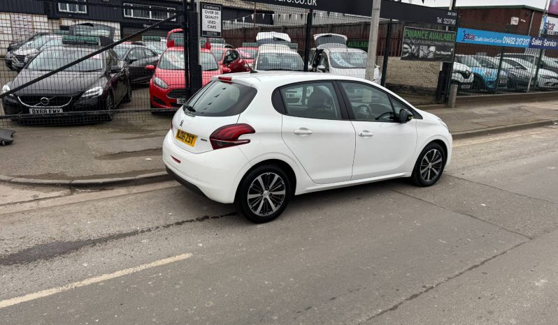 2016/66 Peugeot 208 1.2 PureTech Active Design Lime 5dr h/b full