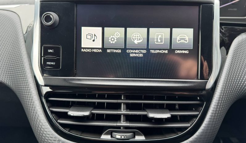 2016/66 Peugeot 208 1.2 PureTech Active Design Lime 5dr h/b full