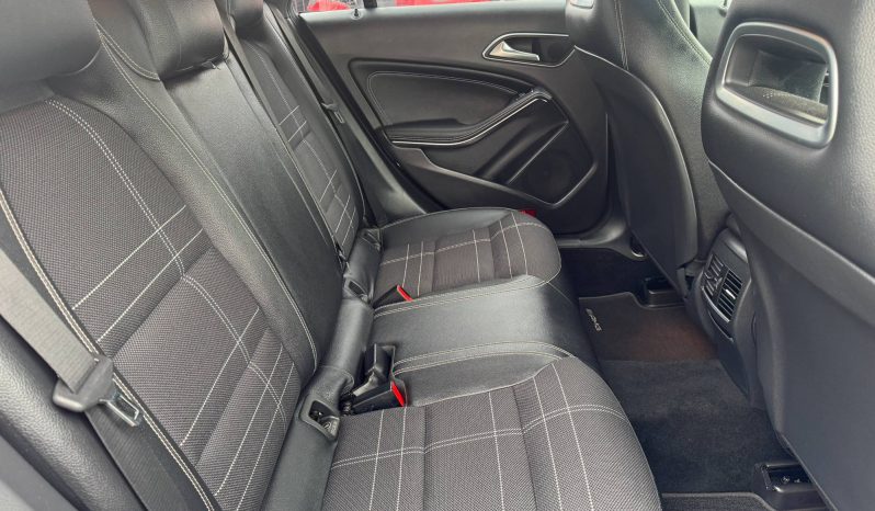 2015/15 Mercedes-Benz CLA 220 CDI Sport 4dr Tip Auto/Paddles full