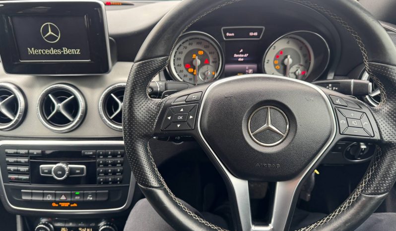 2015/15 Mercedes-Benz CLA 220 CDI Sport 4dr Tip Auto/Paddles full