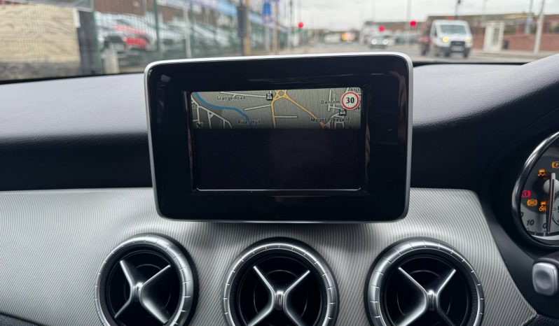 2015/15 Mercedes-Benz CLA 220 CDI Sport 4dr Tip Auto/Paddles full