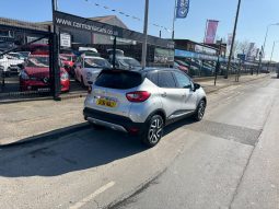 2016/16 Renault Captur 1.5 dCi (90) Signature Nav 5dr SUV full