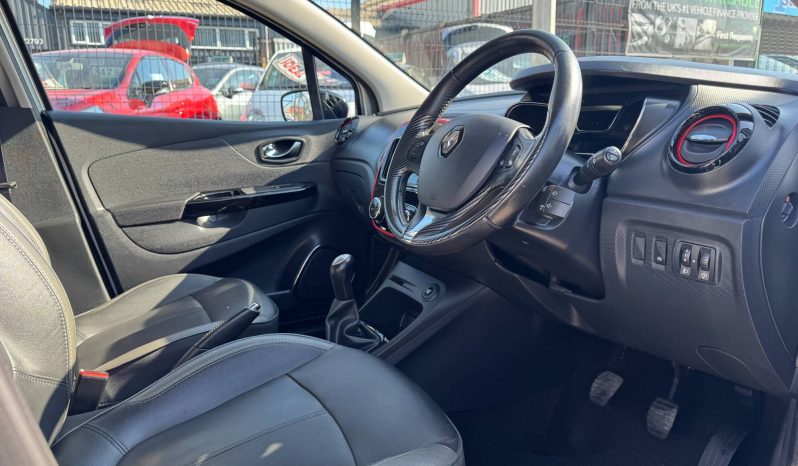 2016/16 Renault Captur 1.5 dCi (90) Signature Nav 5dr SUV full