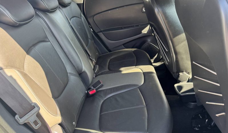 2016/16 Renault Captur 1.5 dCi (90) Signature Nav 5dr SUV full