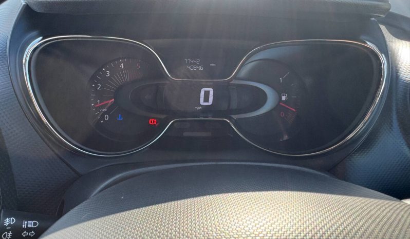 2016/16 Renault Captur 1.5 dCi (90) Signature Nav 5dr SUV full