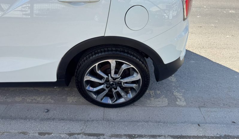 2016/66 Ssangyong Tivoli 1.6 D ELX 5dr 4X4 SUV full