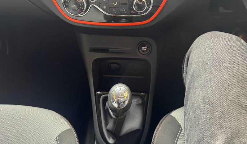 2013/63 Renault Captur 1.5 dCi (90) Dynamique MediaNav Energy 5dr SUV full