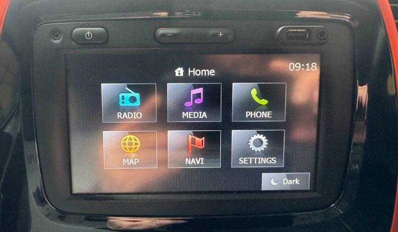 2013/63 Renault Captur 1.5 dCi (90) Dynamique MediaNav Energy 5dr SUV full