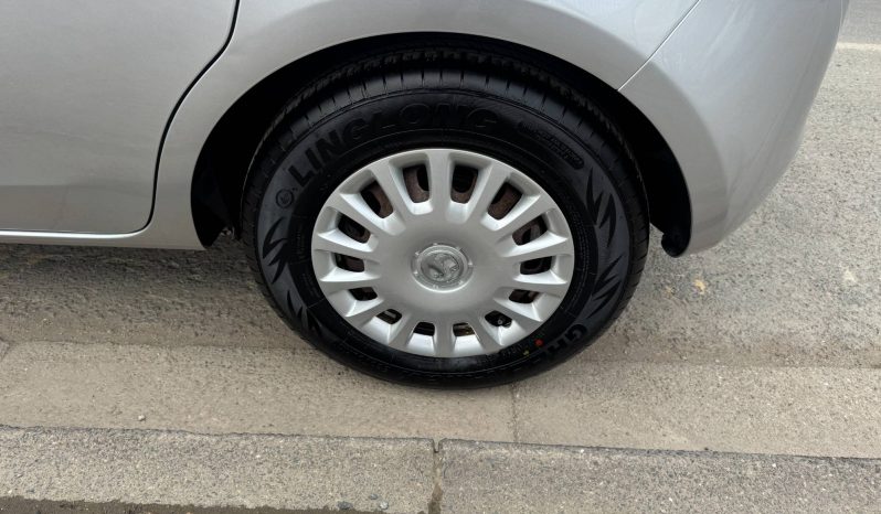 2015/15 Vauxhall Corsa 1.4 Life 5dr h/b full