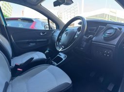 2014/14 Renault Captur 1.5 dCi (90) Dynamique S MediaNav Energy 5dr SUV full