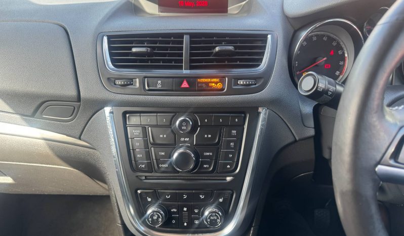 2016/66 Vauxhall Mokka 1.6i SE 5dr SUV full
