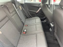 2015/15 Peugeot 2008 1.4 HDi Active 5dr SUV full